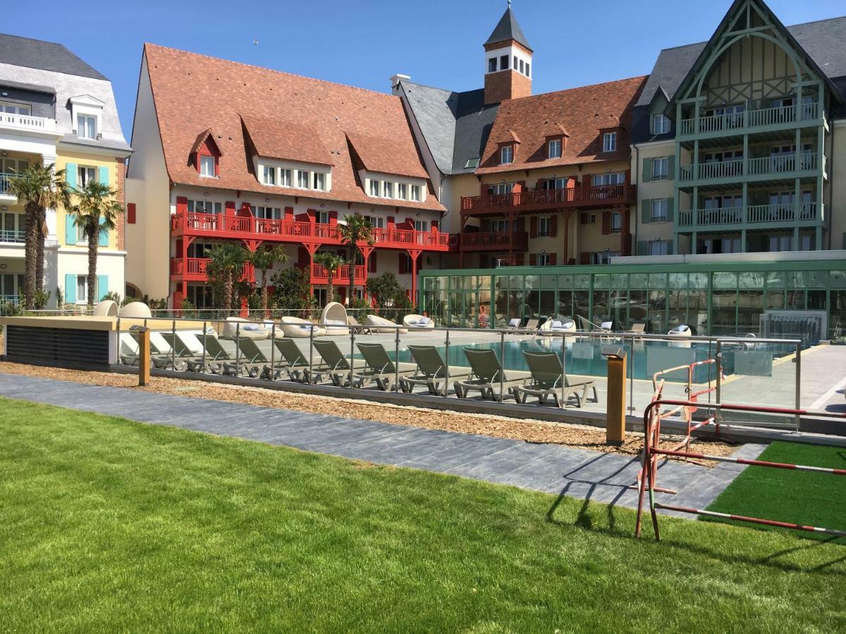 Cyrille Et Vacances Presqu'Ile De La Touques Deauville Zewnętrze zdjęcie